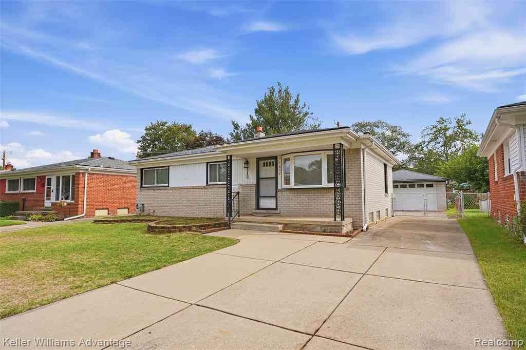 Homes For Sale - 1655 Leslie Street <br/> Westland, MI 48186