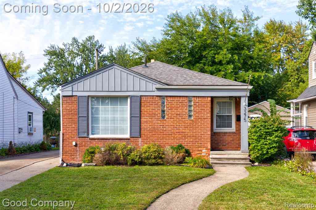 Homes For Sale - 3275 Kenwood Street <br/> Oakland County, Ferndale, MI 48220