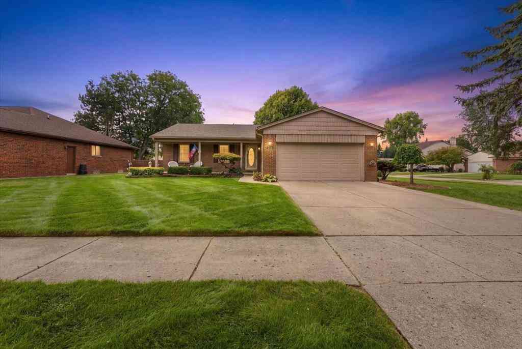 Homes For Sale - 31656 Twin Oaks Drive <br/> Chesterfield, MI 48047