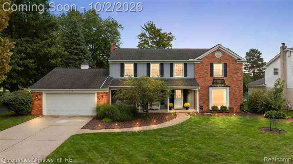 Homes For Sale - 36342 Old Homestead Drive <br/> Oakland County, Farmington Hills, MI 48335