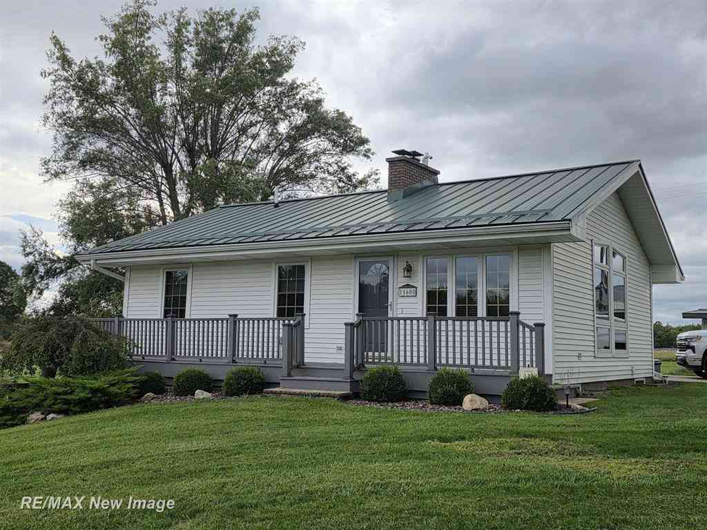 Homes For Sale - 11600 S Hemlock Road <br/> Saginaw County, Brant, MI 48614
