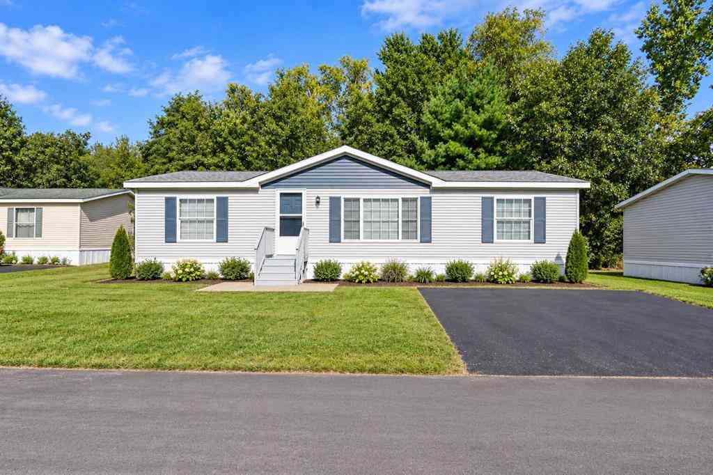 Homes For Sale - 517 E Rainbow Road <br/> Newaygo County, Newaygo, MI 49337