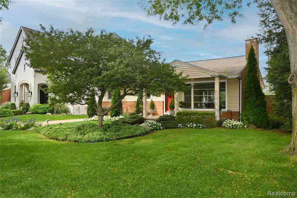 Homes For Sale - 1720 Shipman Boulevard <br/> Birmingham, MI 48009