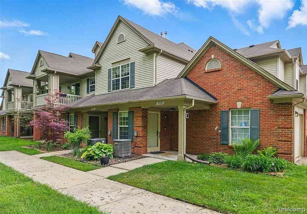 Condo For Rent - 9460 Nature View Lane <br/> Ypsilanti, MI 48197