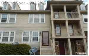 Condo For Sale - 636 Lydia Lane <br/> Oakland County, Pontiac, MI 48341