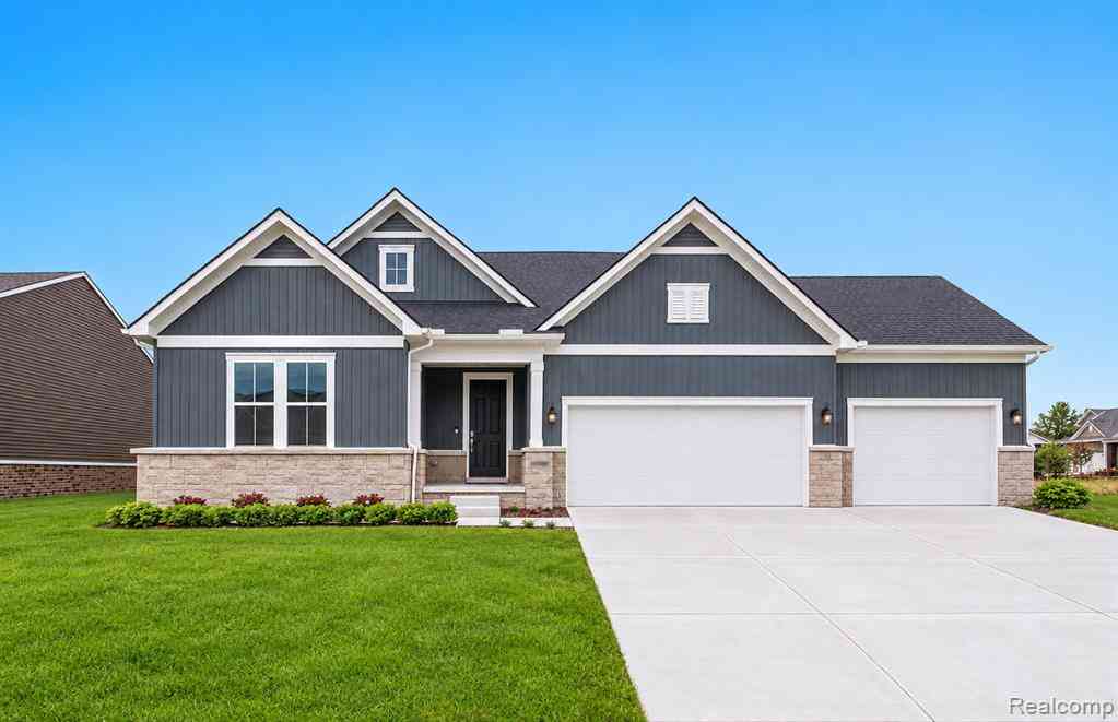 Condo For Sale - 50649 Crusader Drive <br/> Macomb County, Macomb, MI 48044