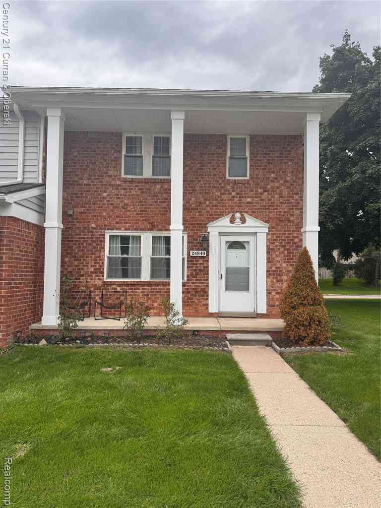 Condo For Rent - 24840 Olde Orchard Street <br/> Novi, MI 48375