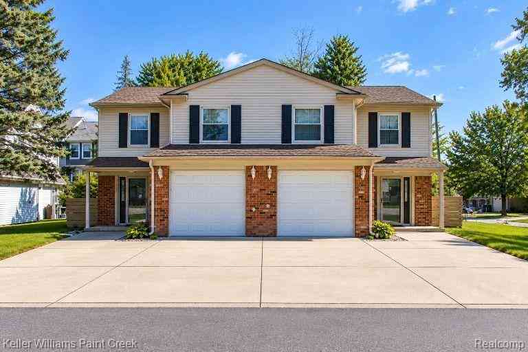 Homes For Rent - 5904 Niles Drive <br/> Troy, MI 48098