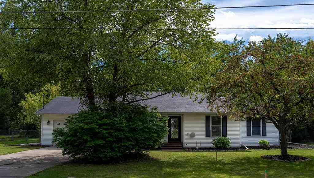 Homes For Sale - 514 Brown Street <br/> Gratiot County, Alma, MI 48801
