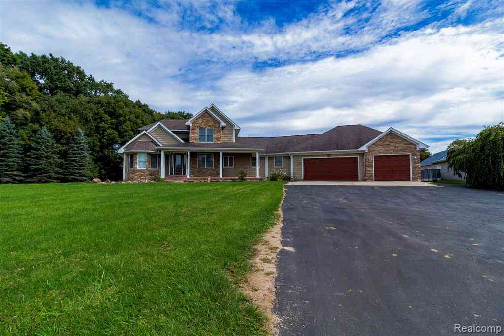 Homes For Sale - 459 Maple Grove Road <br/> Lapeer, MI 48446