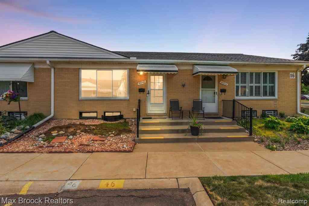 Condo For Sale - 49948 Helfer  <br/> Wixom, MI 48393