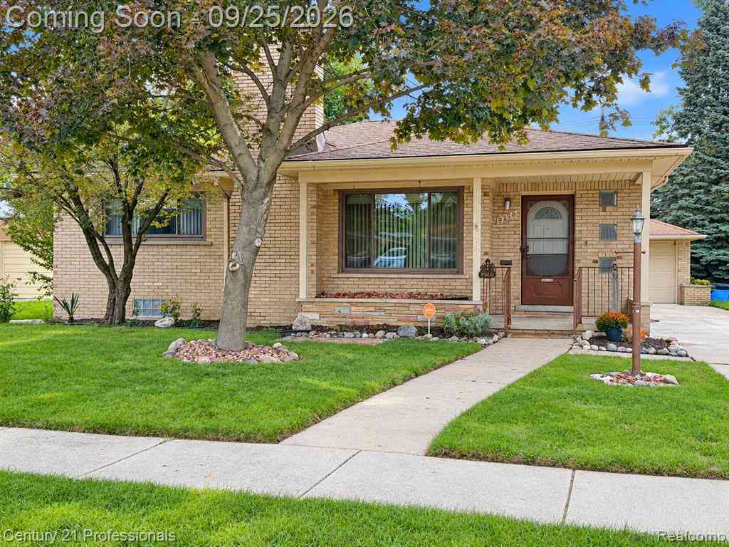 Homes For Sale - 9290 Jerome  <br/> Wayne County, Redford, MI 48239