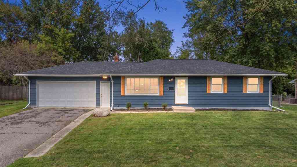 Homes For Sale - 3644 Edinburgh Drive <br/> Kalamazoo, MI 49006