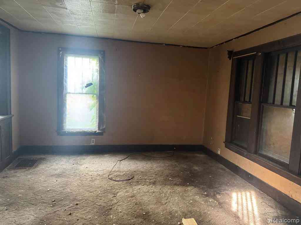 Homes For Sale - 1534 Bennett Avenue <br/> Flint, MI 48506