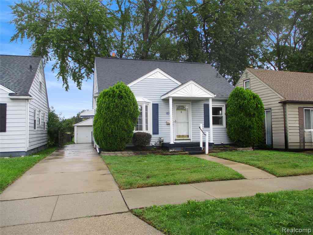 Homes For Sale - 17771 Wexford Street <br/> Roseville, MI 48066