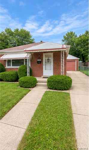 Homes For Sale - 22095 David Avenue <br/> Eastpointe, MI 48021