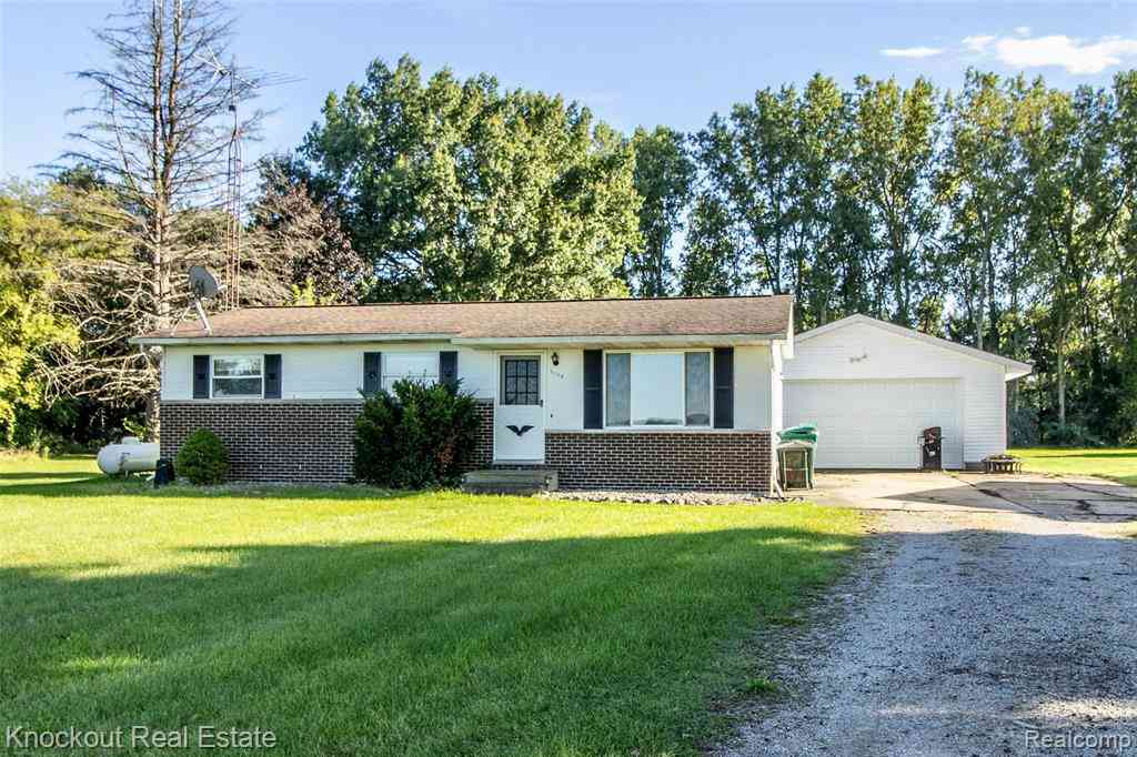 Homes For Sale - 5796 Burt Road <br/> Birch Run, MI 48415