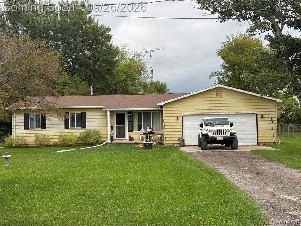 Homes For Sale - 1474 N Nichols Road <br/> Flushing, MI 48433