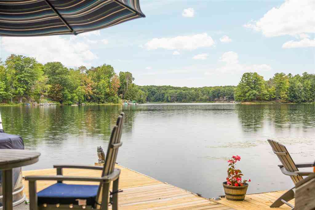 Homes For Sale - 2773 N Arbutus Lake Road <br/> Traverse City, MI 49696
