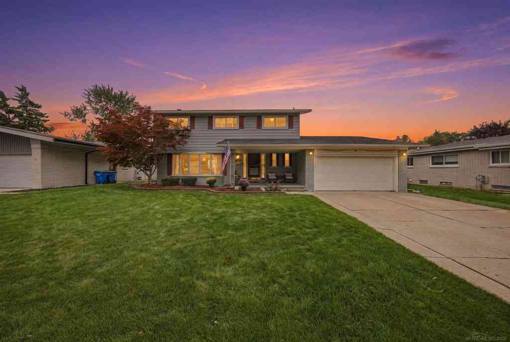 Homes For Sale - 30505 Freda Drive <br/> Warren, MI 48093