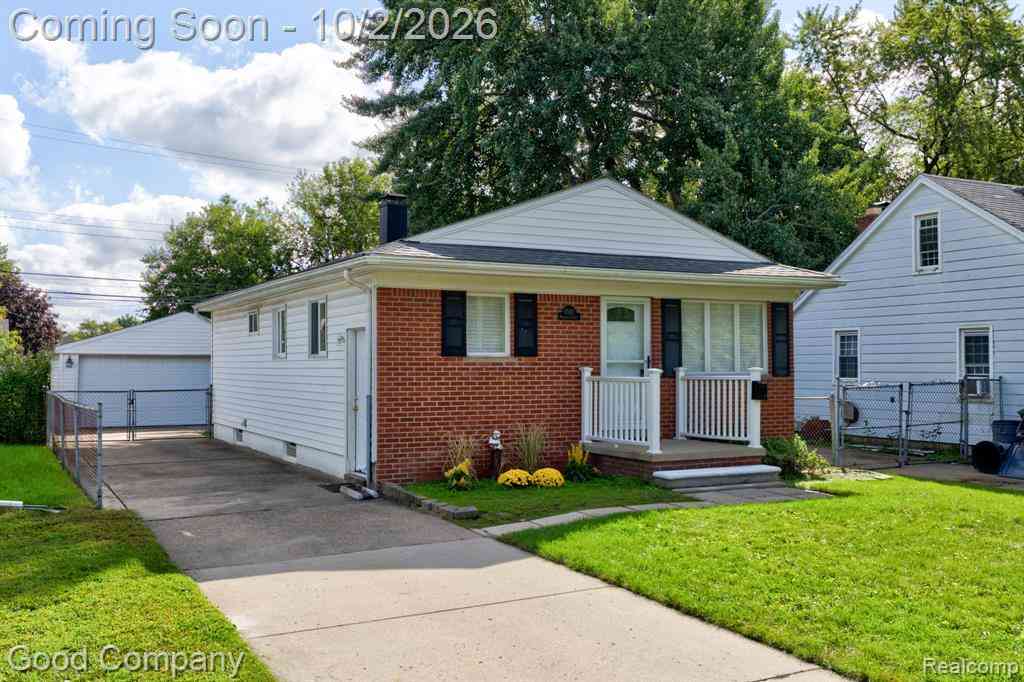 Homes For Sale - 6545 Madison Street <br/> Wayne County, Taylor, MI 48180