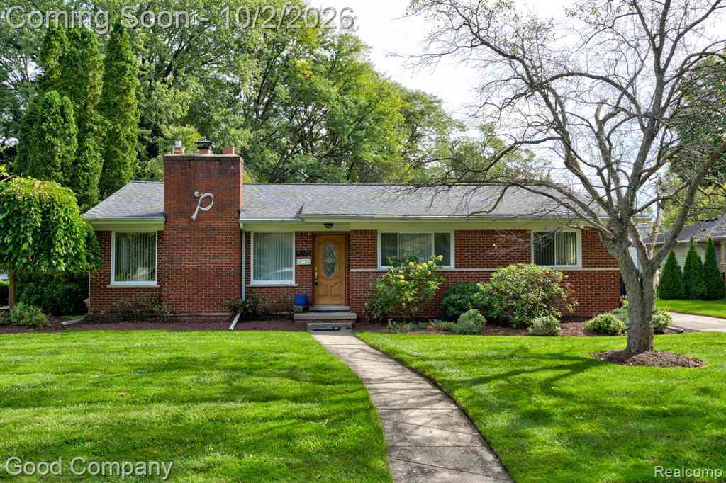 Homes For Sale - 31728 Sheridan Drive <br/> Oakland County, Beverly Hills, MI 48025