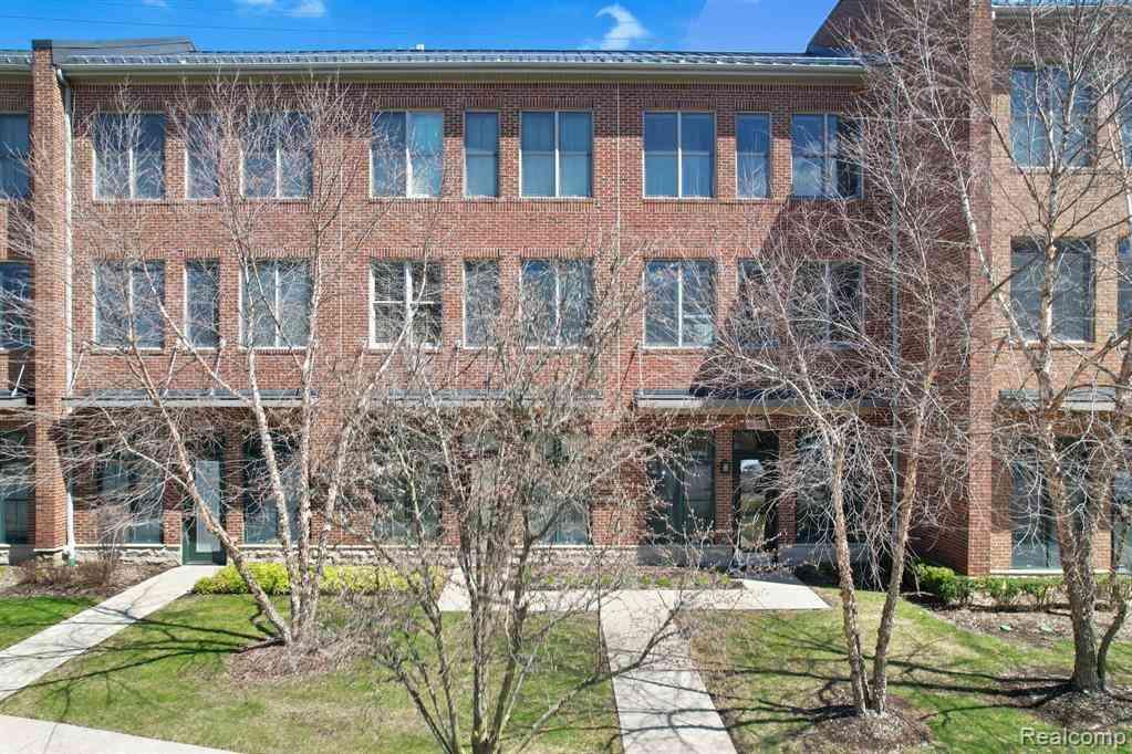 Condo For Rent - 509 Lewis Street <br/> Oakland County, Birmingham, MI 48009