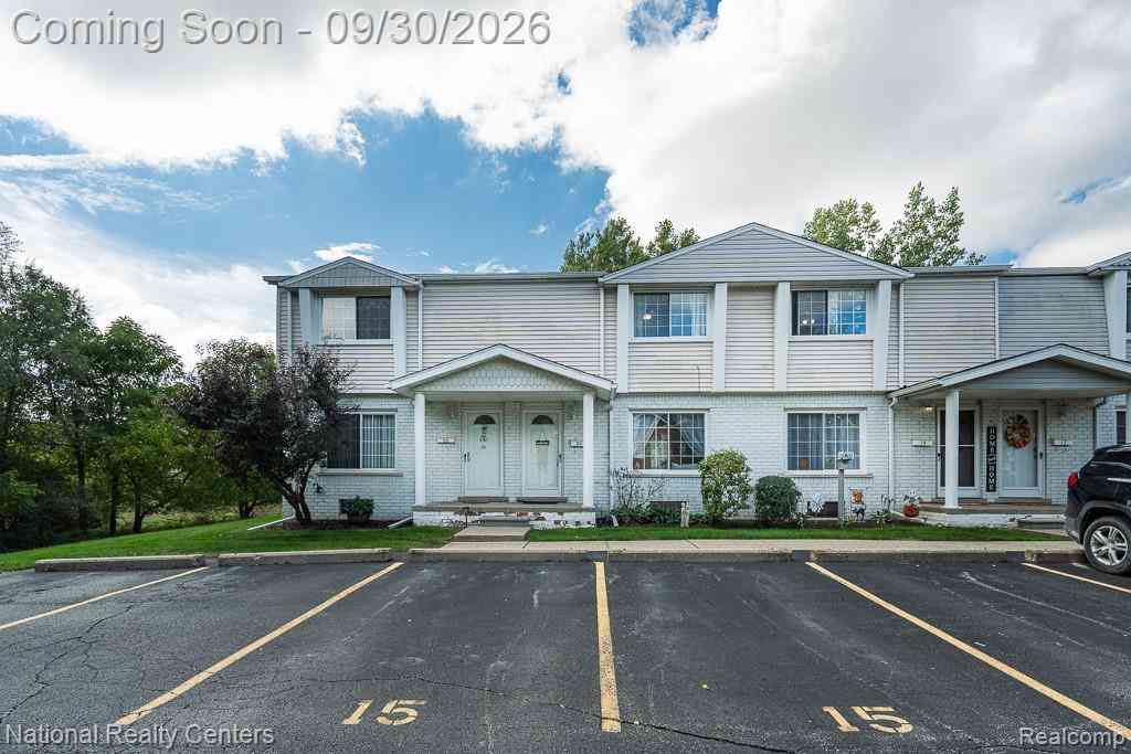 Condo For Sale - 67976 Van Dyke Road  #15<br/> Washington, MI 48095