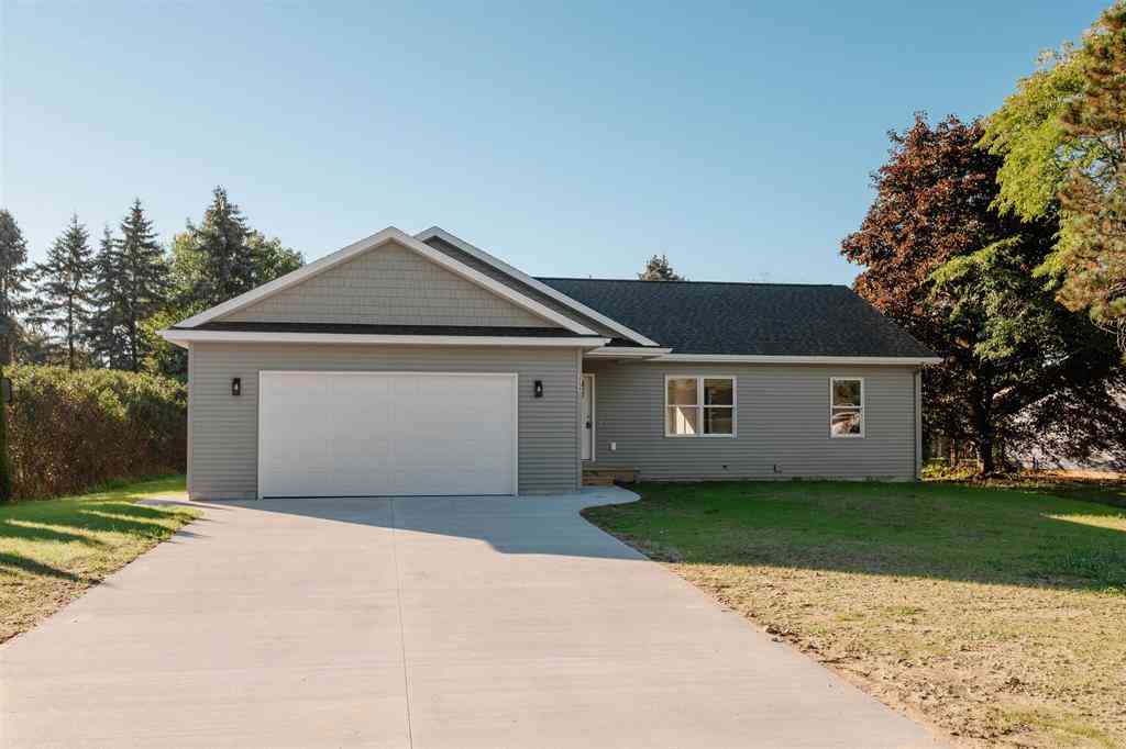 Homes For Sale - 3759 Delta Drive <br/> Traverse City, MI 49685