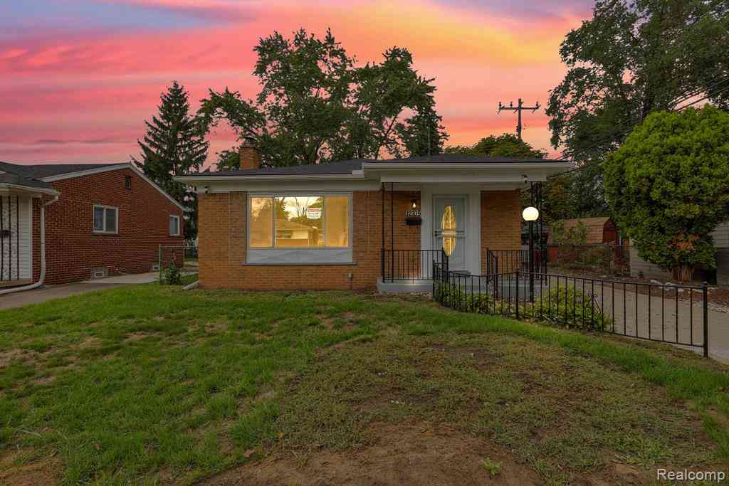 Homes For Sale - 12705 Beaverland Street <br/> Detroit, MI 48223