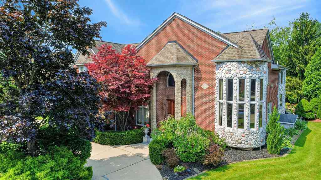Homes For Rent - 833 Lakewood Drive <br/> Rochester, MI 48309
