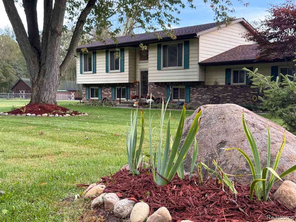 Homes For Sale - 1222 N Youngs Road <br/> Lapeer County, Attica, MI 48412