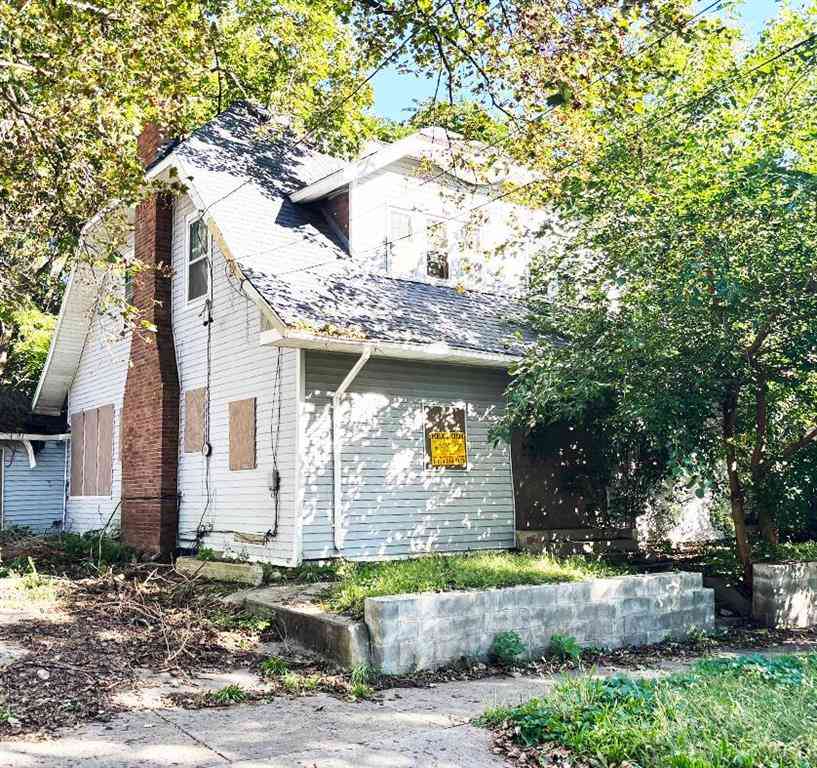 Homes For Sale - 1007 Woodbridge Street <br/> Jackson, MI 49203