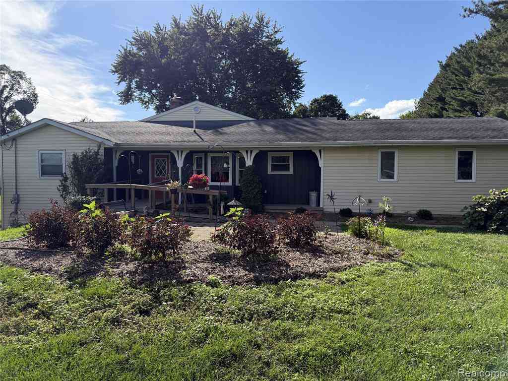 Homes For Sale - 10785 Burlingame Avenue Sw SW<br/> Byron Center, MI 49315
