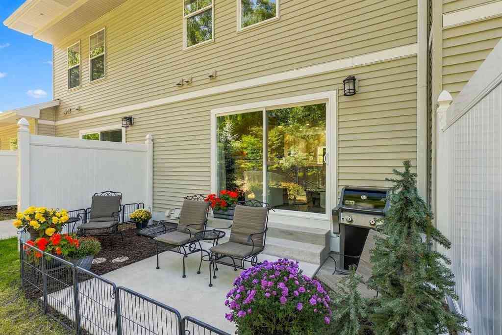 Condo For Sale - 1554 Simsbury Street <br/> Grand Traverse County, Traverse City, MI 49686