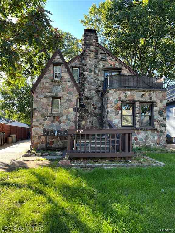 Homes For Rent - 507  UNIT 1 Curry Avenue <br/> Royal Oak, MI 48067