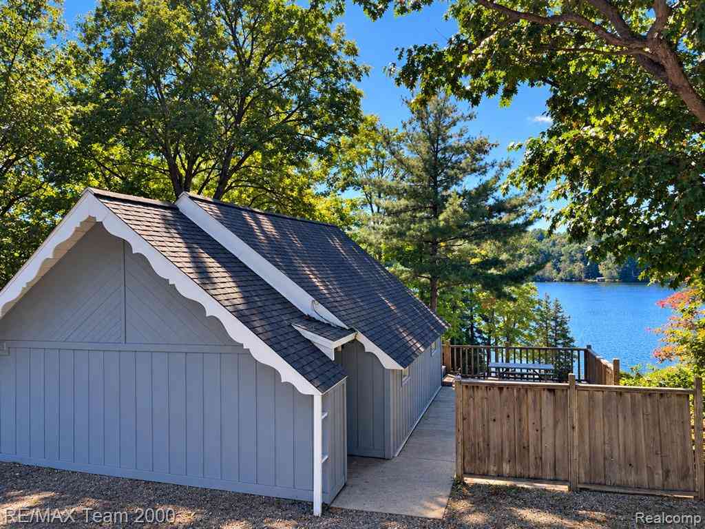 Condo For Sale - 9039 Clam Lake Road <br/> Antrim County, Bellaire, MI 49615