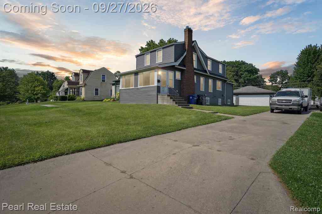 Homes For Sale - 18849 Delaware Avenue <br/> Wayne County, Redford, MI 48240