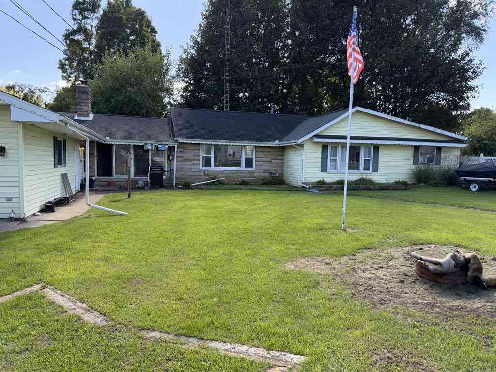 Homes For Sale - 303 Marshall Street <br/> Jackson, MI 49202