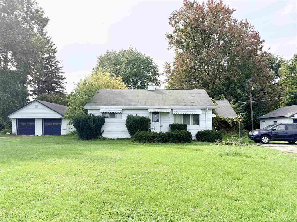 Homes For Sale - 5070 East Road <br/> Saginaw, MI 48601