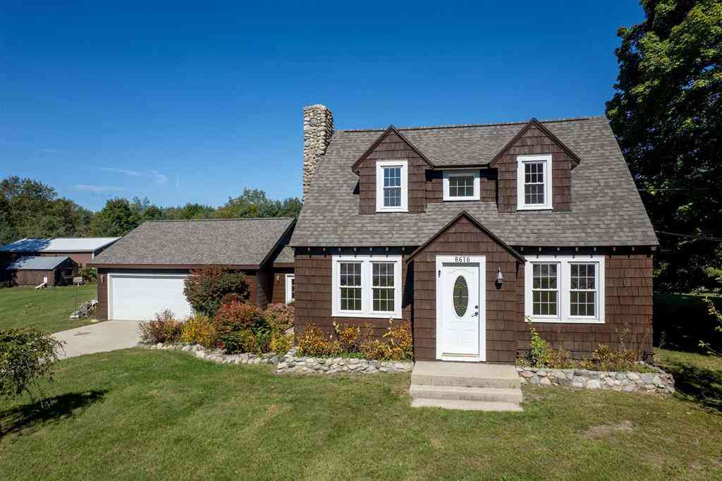 Homes For Sale - 8616 Cedar Run Road <br/> Grand Traverse County, Traverse City, MI 49684