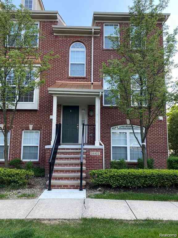 Condo For Rent - 25322 Saint James  <br/> Southfield, MI 48075