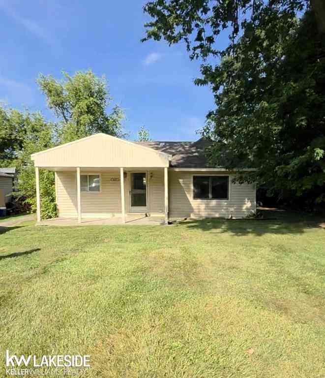 Homes For Sale - 38491 Albert Boulevard <br/> Clinton Township, MI 48036