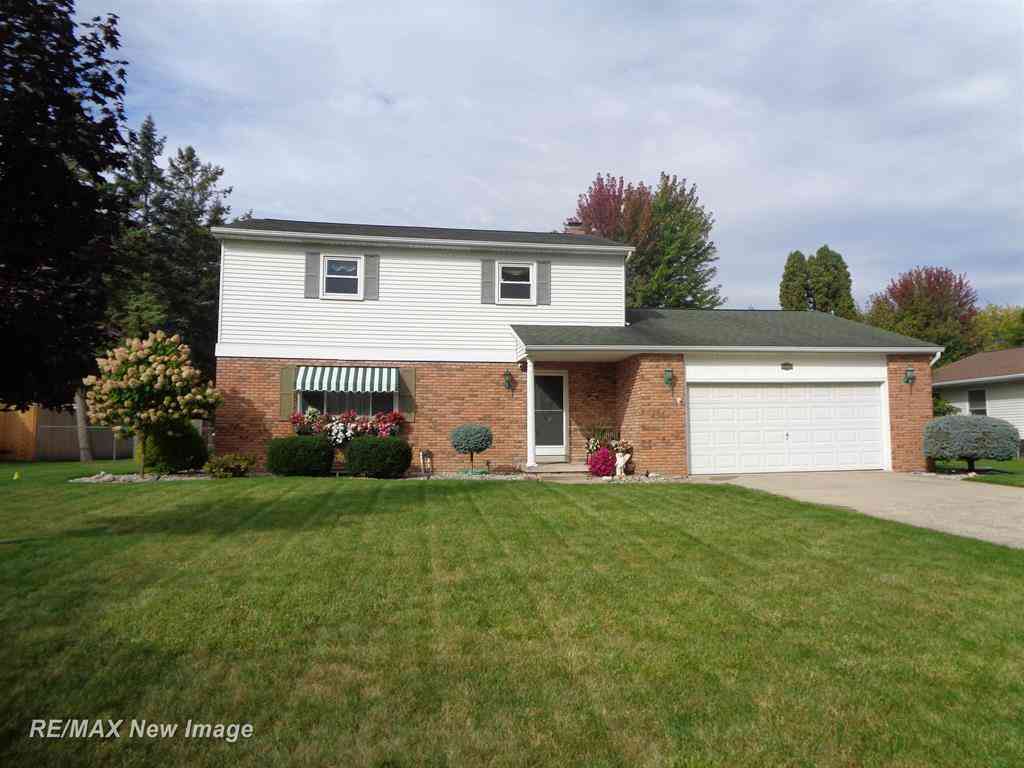 Homes For Sale - 3185 Columbine Drive <br/> Saginaw, MI 48603