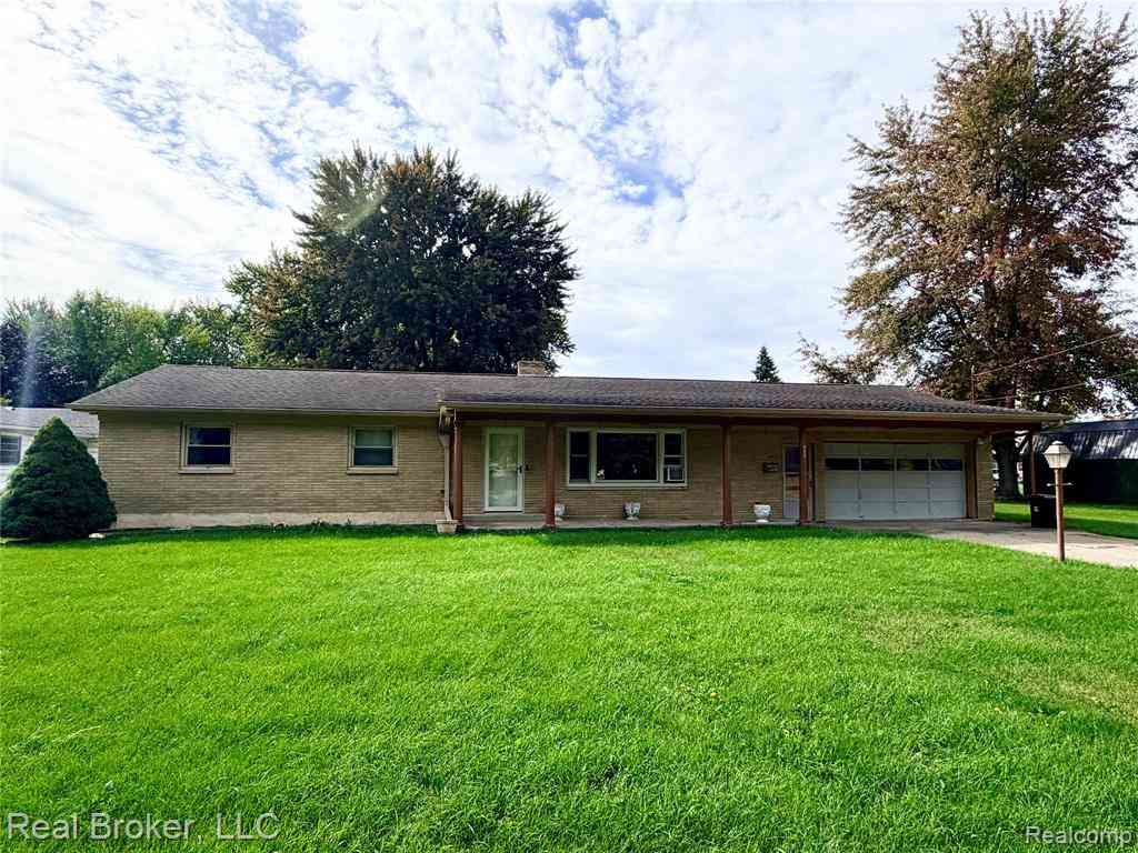 Homes For Sale - 211 Shepard Street <br/> Saginaw, MI 48604