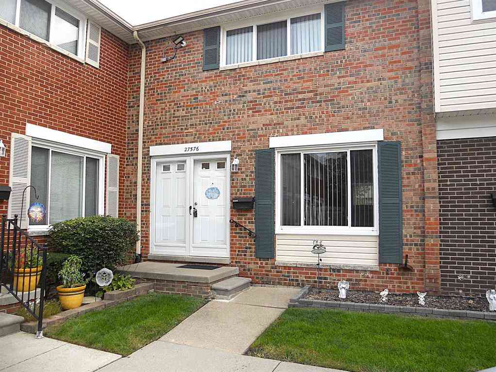 Condo For Sale - 27576 Evelyn Avenue <br/> Warren, MI 48093