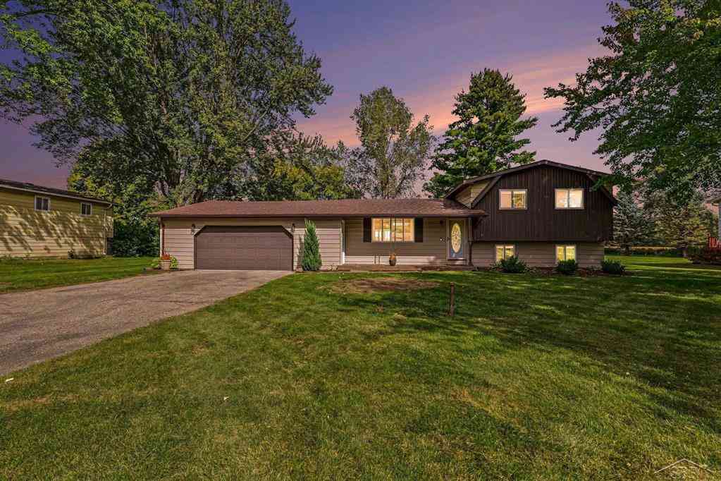 Homes For Sale - 12759 Cimarron Road <br/> Birch Run, MI 48415