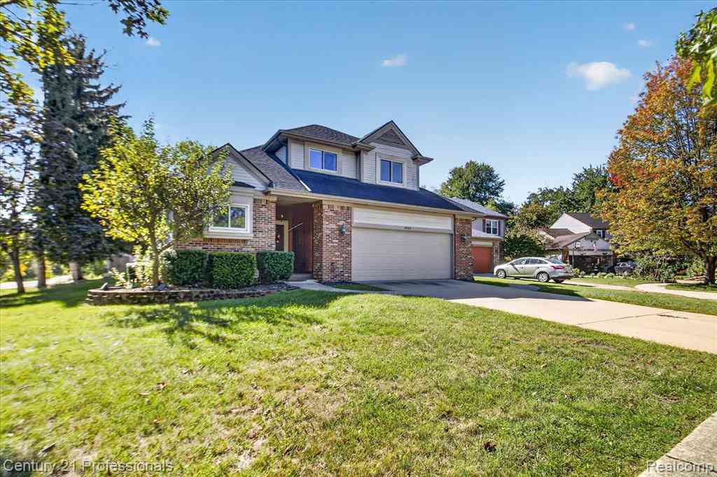 Homes For Sale - 44409 James Court <br/> Canton, MI 48188