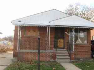Homes For Sale - 18615 Fenelon Street <br/> Detroit, MI 48234