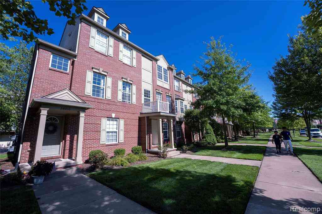 Condo For Rent - 28008 Declaration Road <br/> Oakland County, Novi, MI 48377